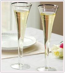 Trumpet Toasting Flutes