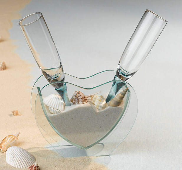 Heart Vase with Sand & Shells & Toasting Glasses - Click Image to Close
