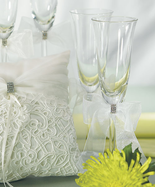 Bridal Tapestry Collection Toasting Flutes - Click Image to Close
