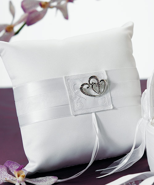 Double Heart Ring Pillow White or Ivory - Click Image to Close