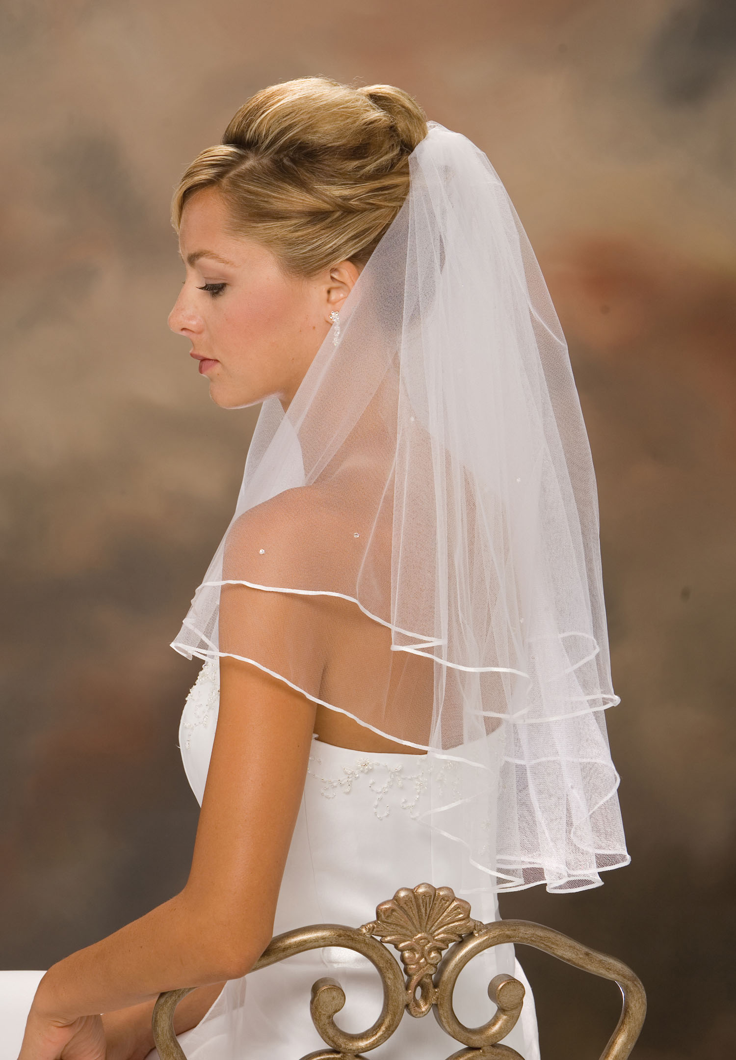 wedding veil | Wedding veils short, Wedding bridal veils, Ivory bridal veil