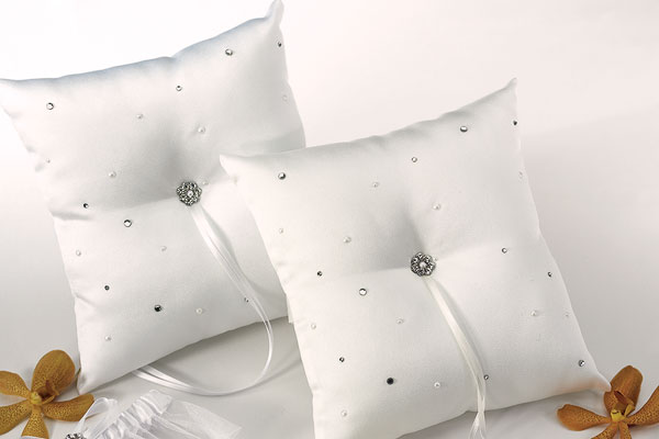 Pearls & Crystals Square Ring Pillow